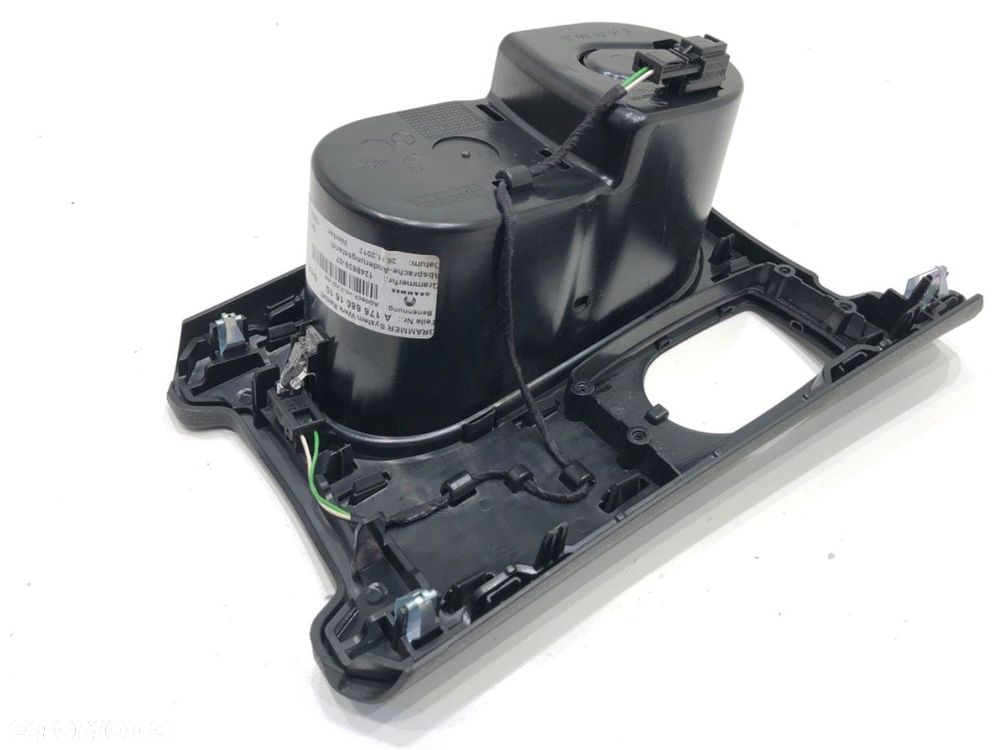 UCHWYT NA NAPOJE  MERCEDES-BENZ KLASA A (W176) 2012 - 2018 A 180 (176.042) 90 kW [122 KM] benzyna - 2