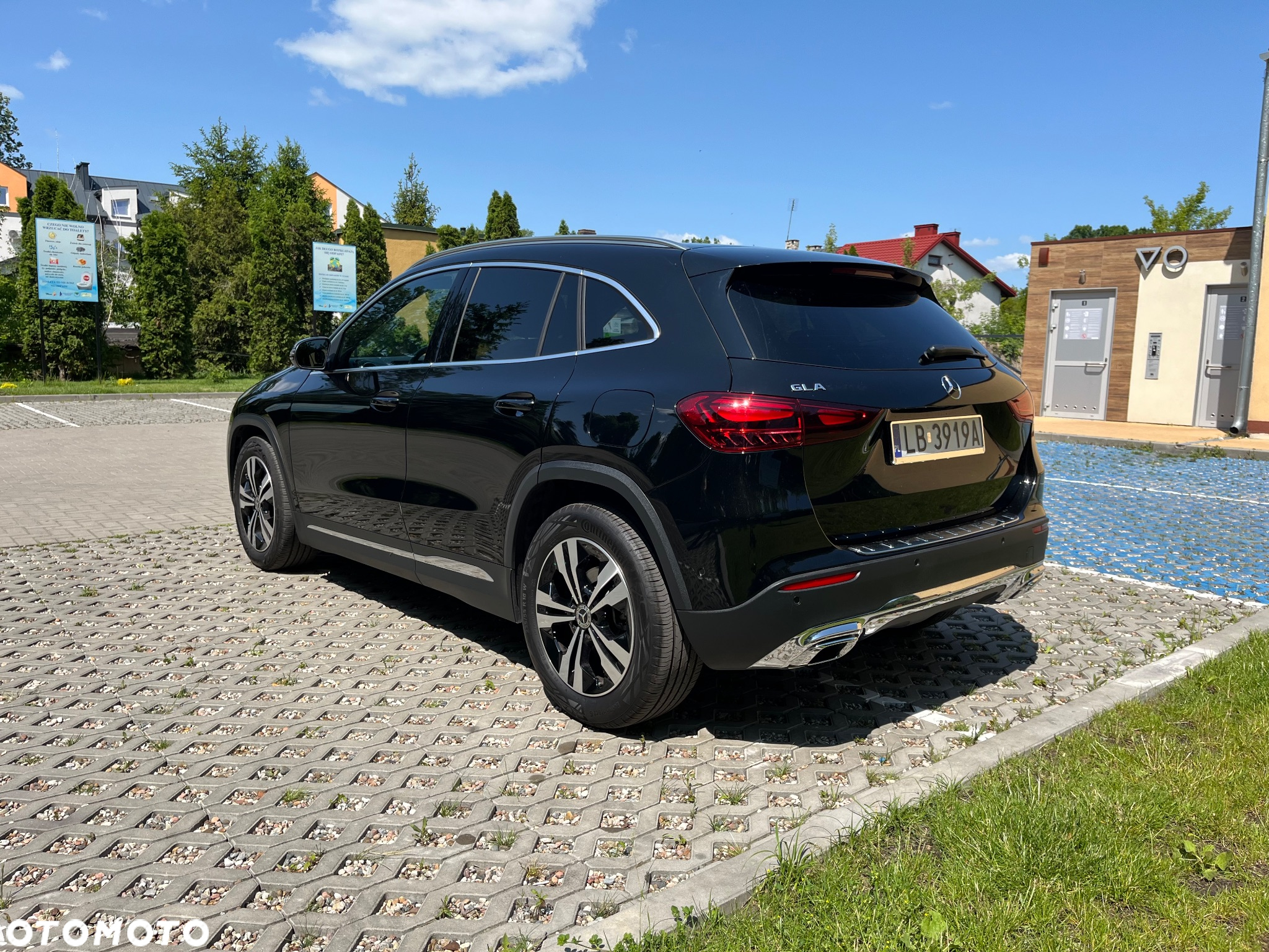 Mercedes-Benz GLA 180 d 8G-DCT - 5
