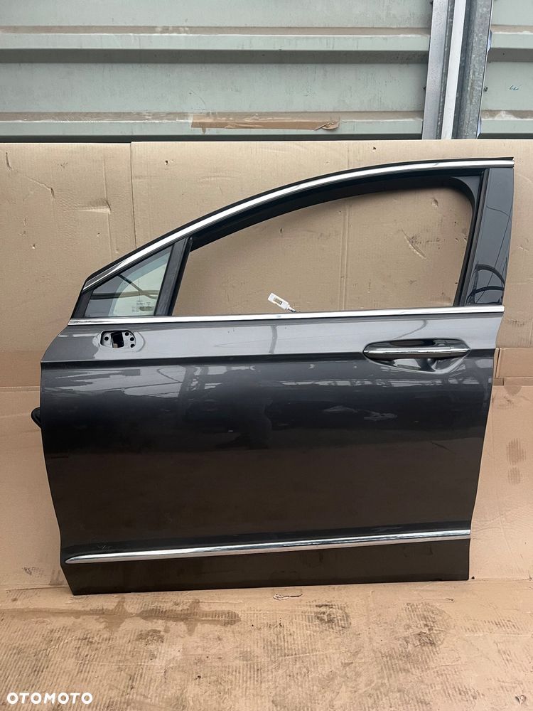 FORD MONDEO MK5 PRZEDNIE LEWE DRZWI ND