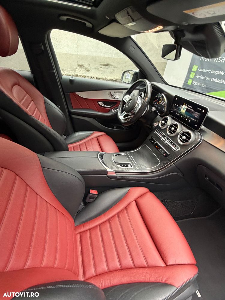 Mercedes-Benz GLC Coupe 300 d 4Matic 9G-TRONIC AMG Line - 9