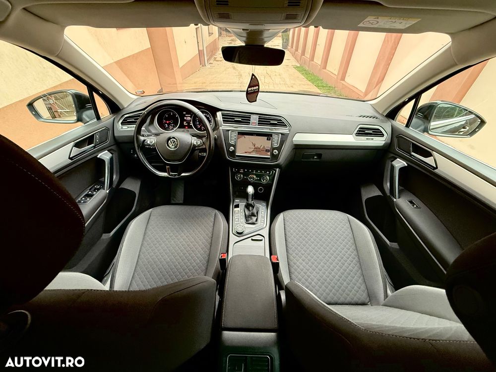 Volkswagen Tiguan - 9