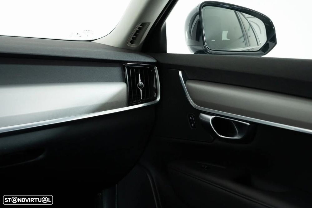 Volvo V90 2.0 T6 PHEV Inscription Expression AWD - 31