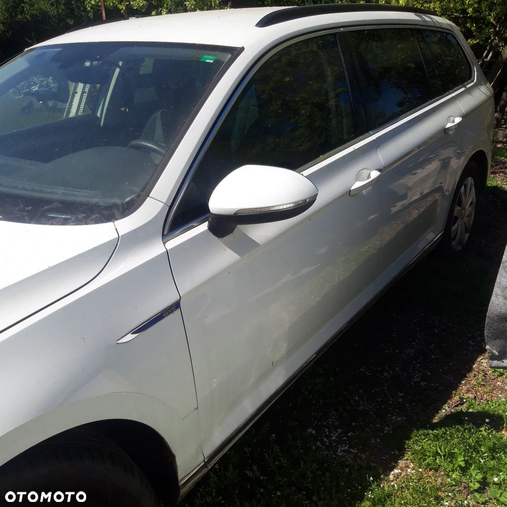 Volkswagen Passat - 3