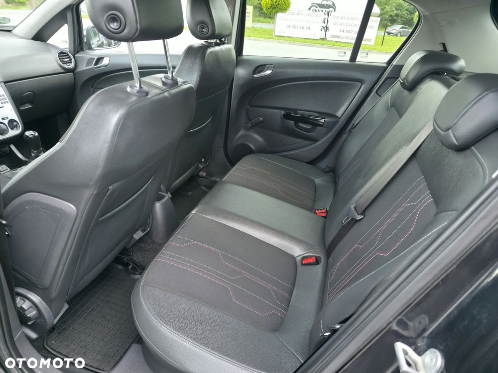 Opel Corsa 1.4 16V 150 Jahre - 12