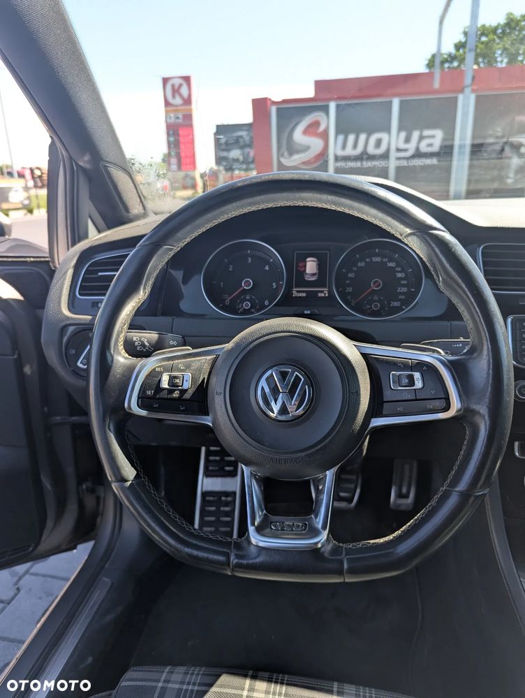 Volkswagen Golf GTD 2.0 TDI SCR DSG - 10