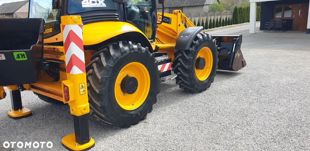 JCB 4CX rok 2007 SPROWADZONY FULL OPCJA skrzynia torquelock na dżojstikach - 20