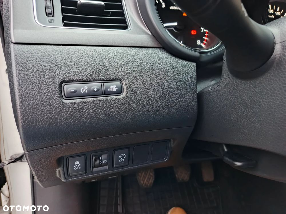 Nissan Pulsar 1.2 DIG-T N-Connecta EU6 - 21