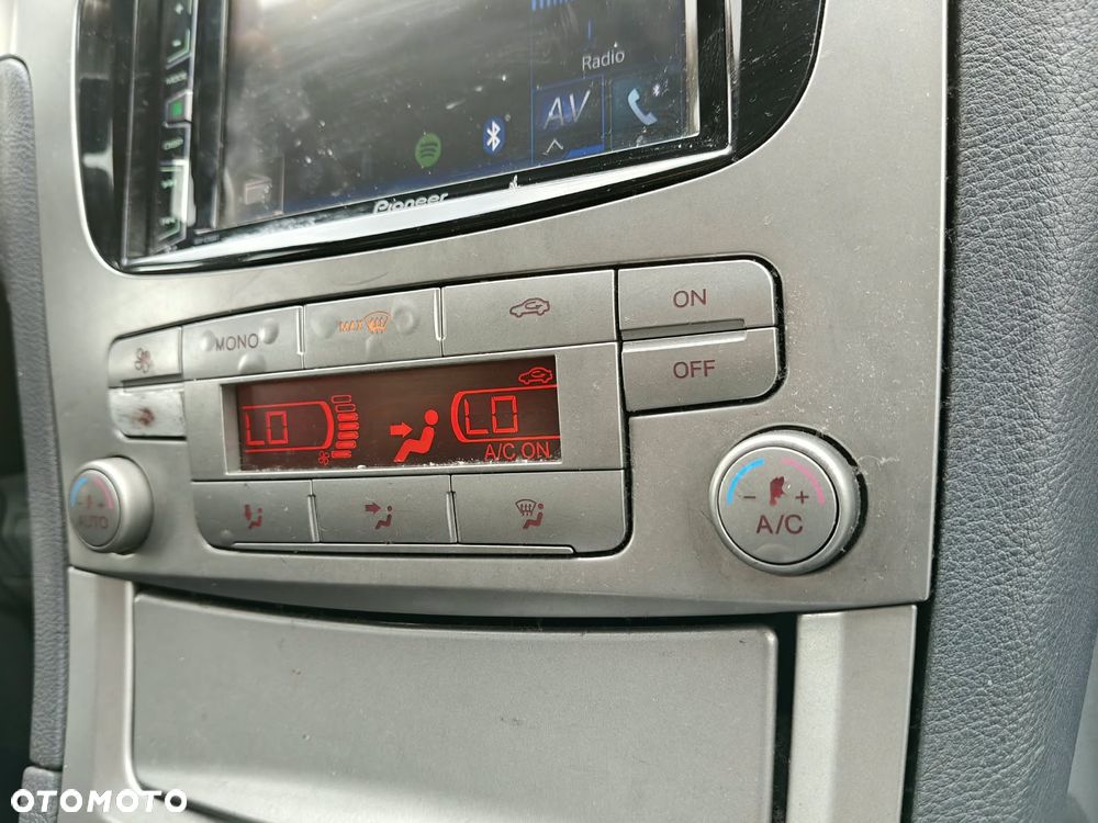 Ford S-Max 1.8 TDCi Silver X - 18