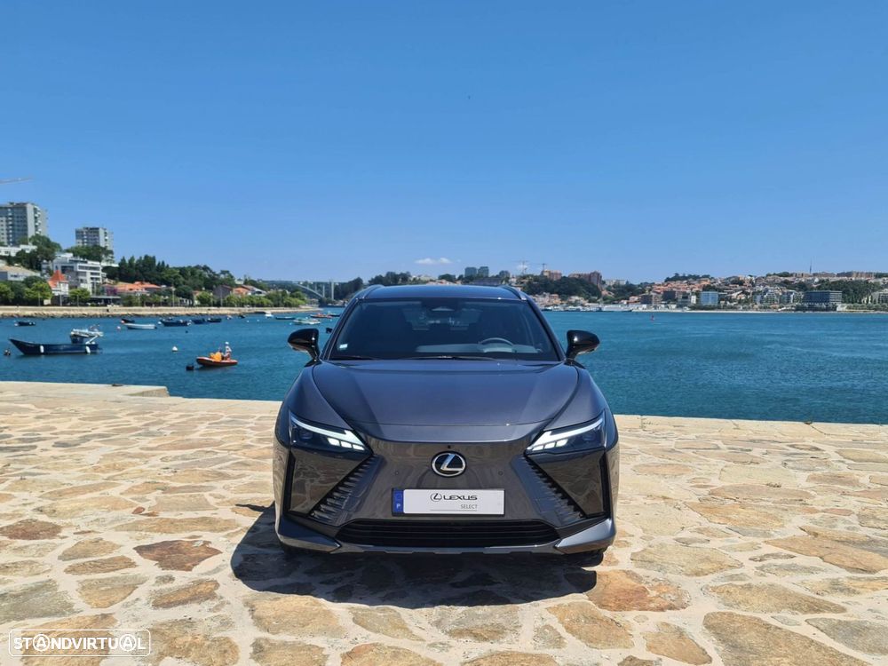 Lexus RZ 450e Executive Plus - 9
