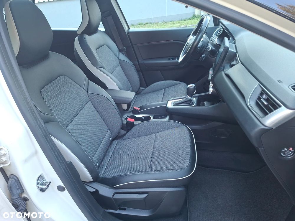 Renault Captur - 24