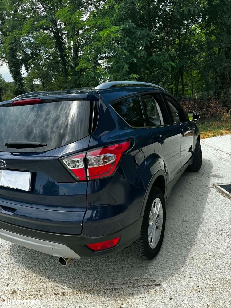 Ford Kuga 2.0 TDCi 4WD Powershift Titanium - 1