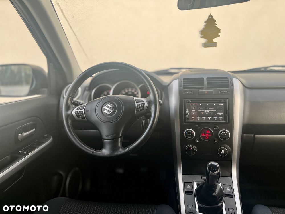 Suzuki Grand Vitara - 17