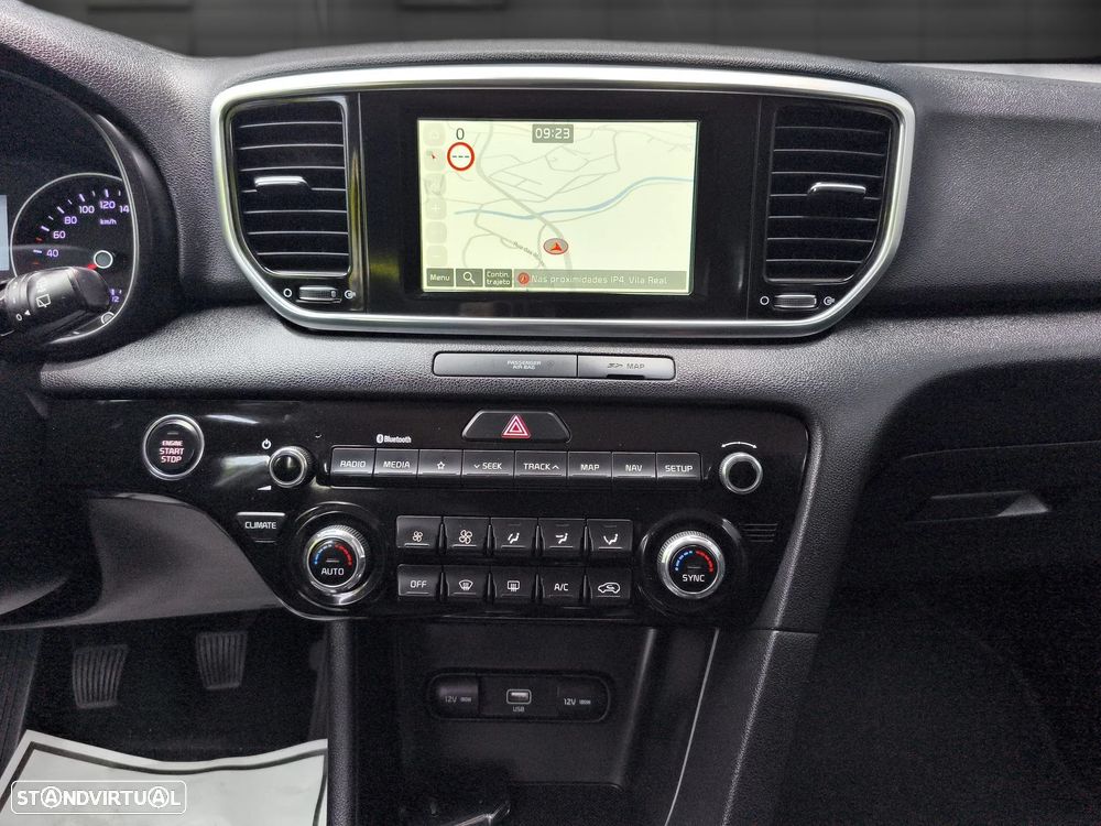 Kia Sportage 1.6 CRDI ISG Urban - 12