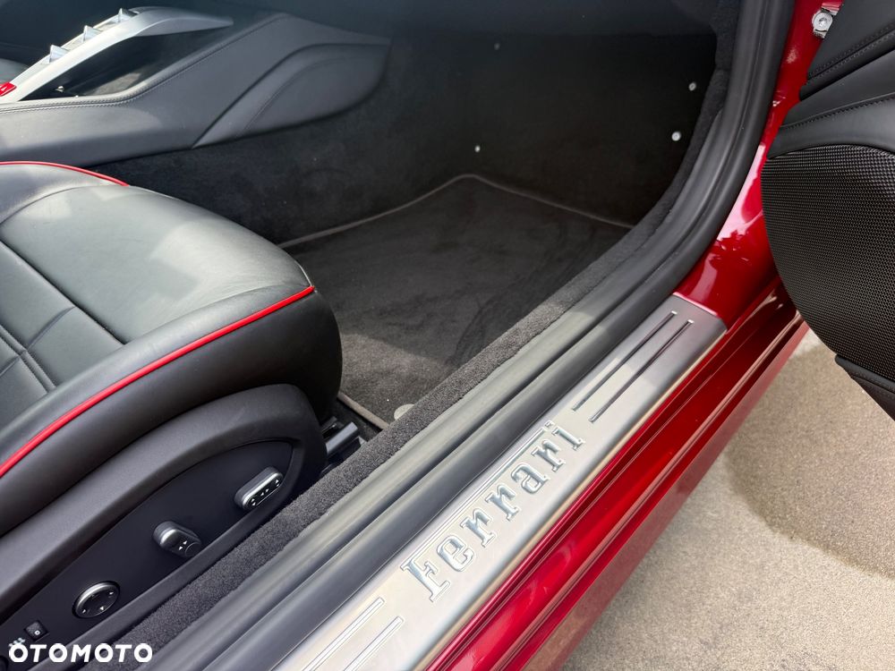 Ferrari California T - 9