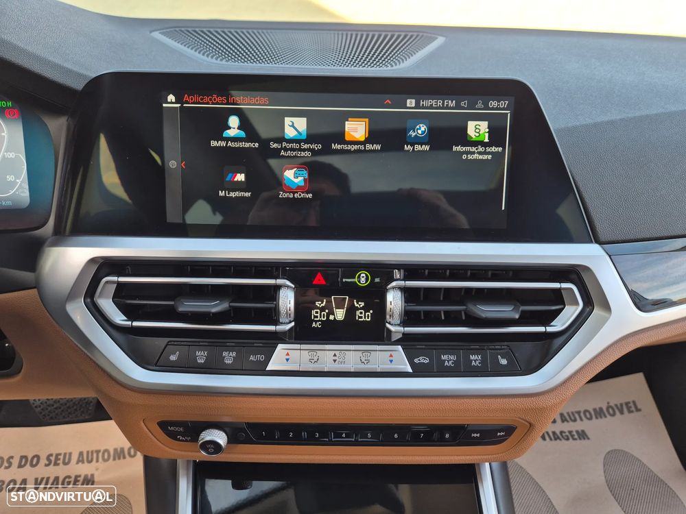 BMW 320 e Touring Line Luxury Auto - 31