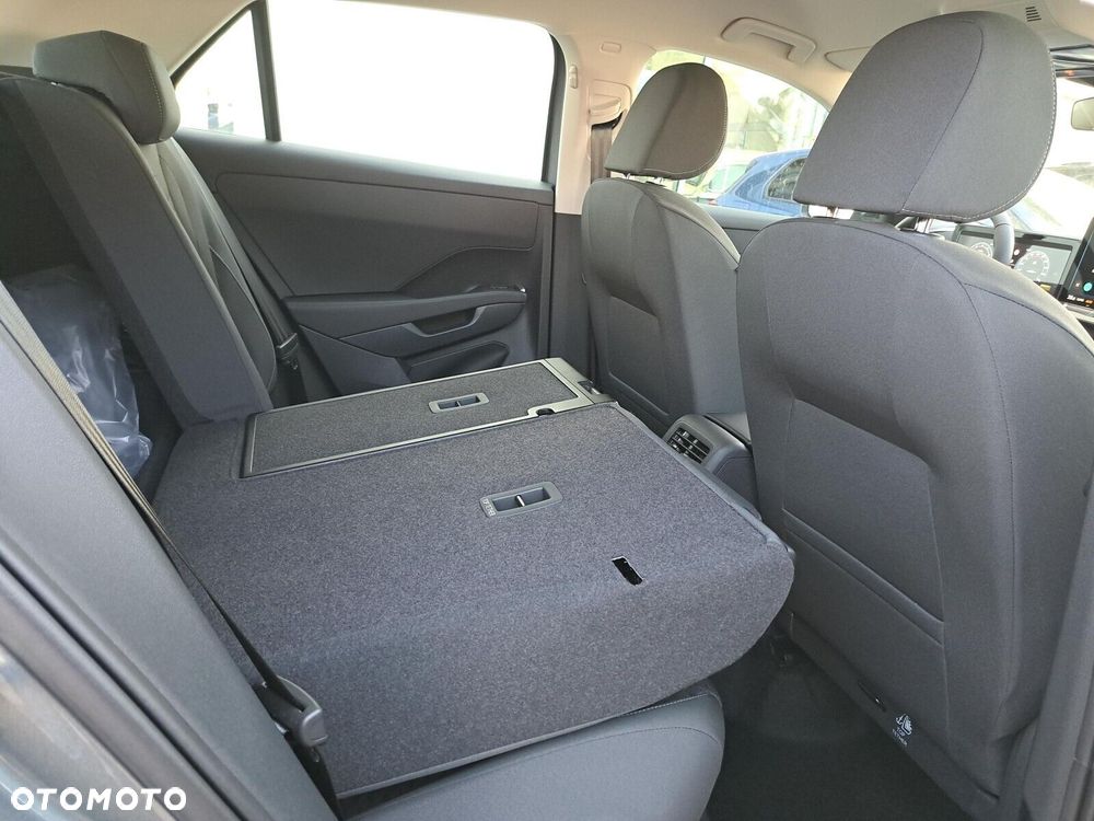 Volkswagen T-Roc - 22