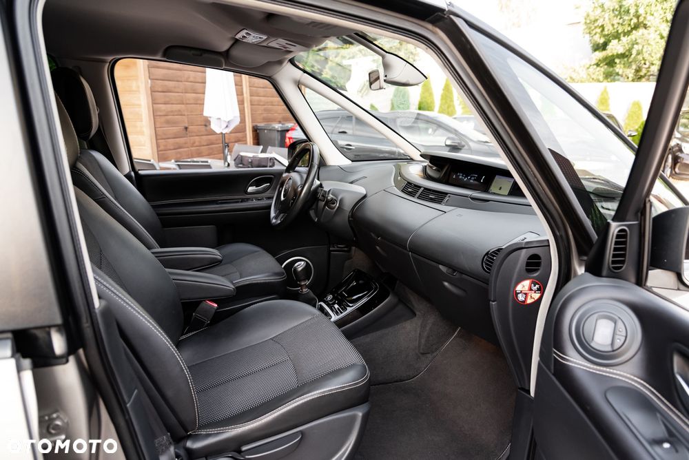 Renault Grand Espace 2.0 Dynamique - 26