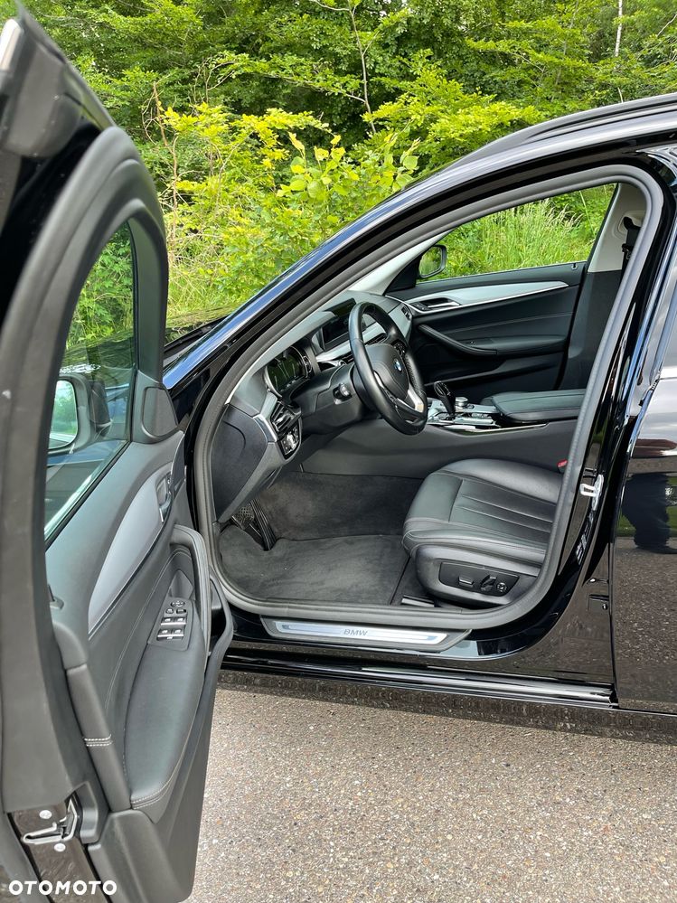 BMW Seria 5 520d - 19