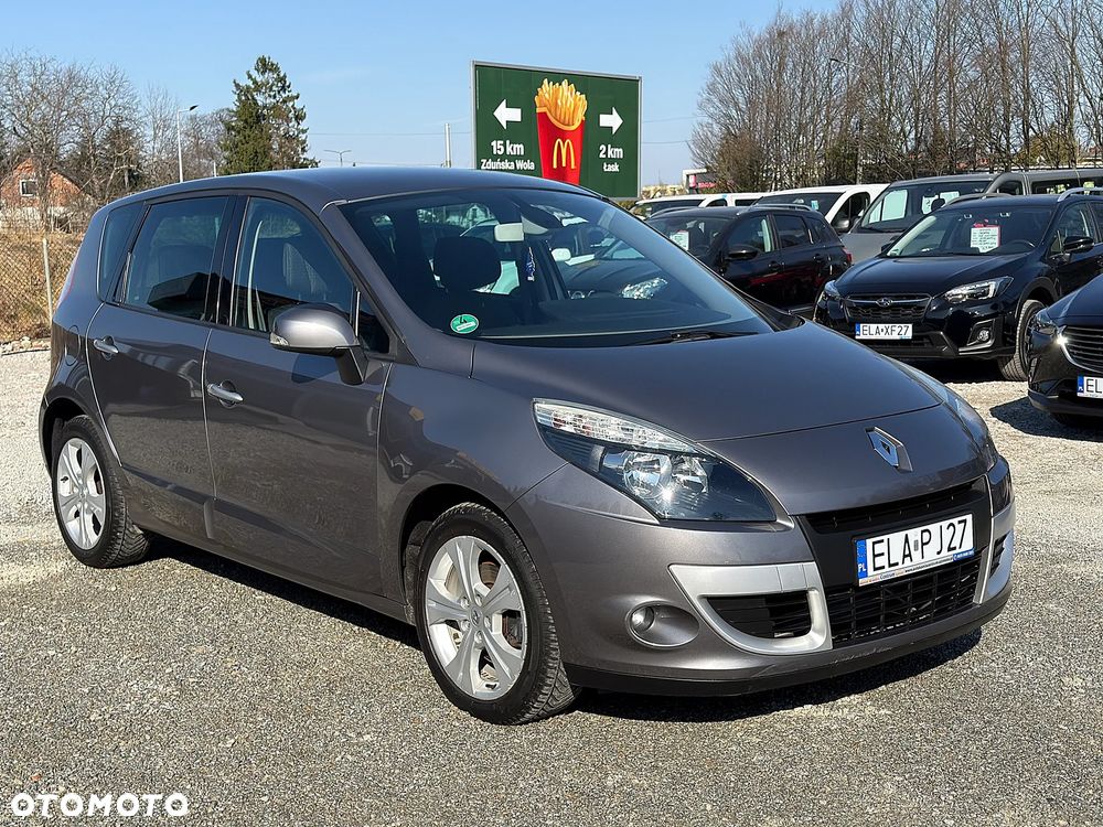 Renault Scenic 1.6 16V Expression - 11