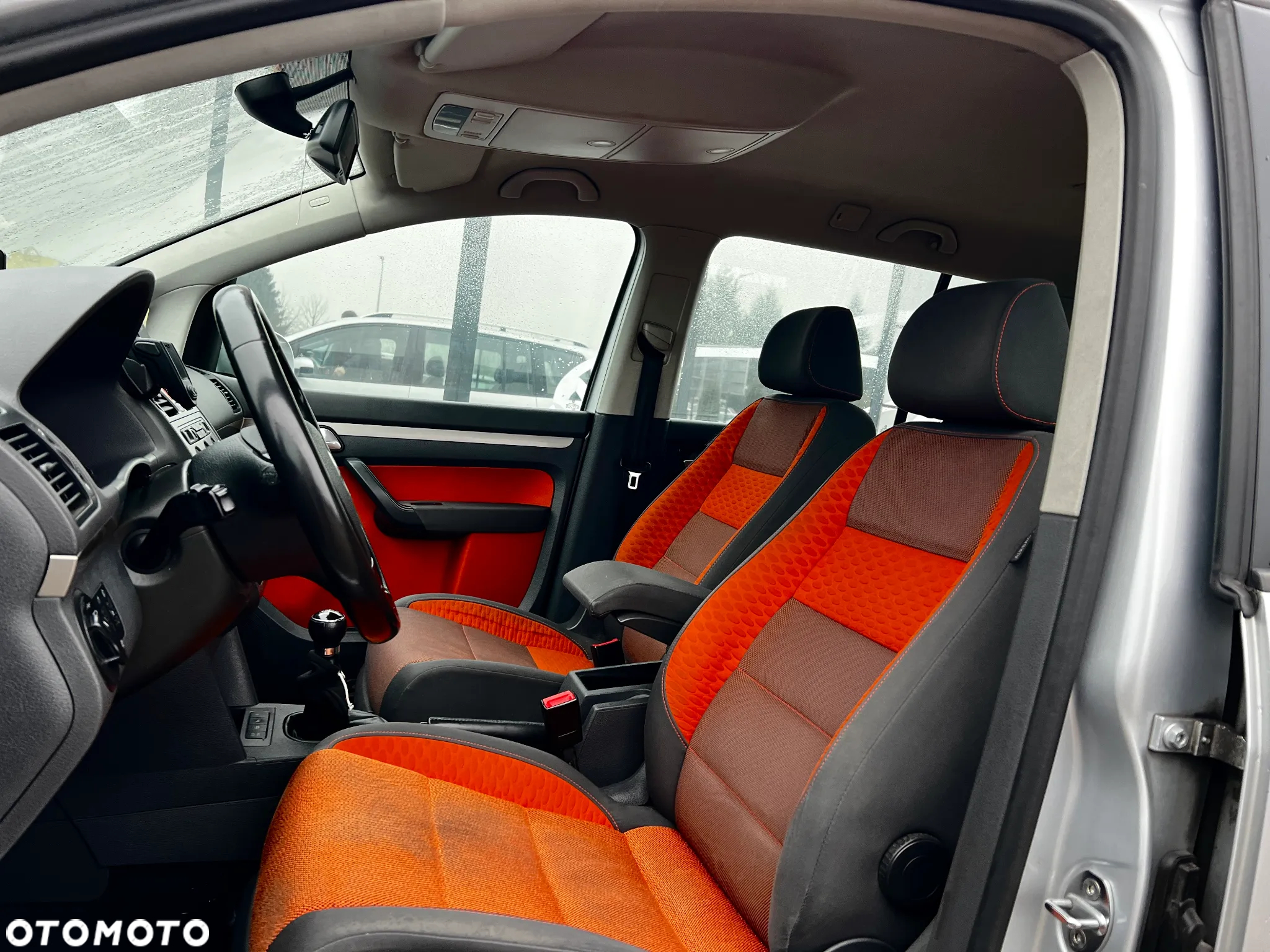 Volkswagen Touran 2.0 TDI DPF Cross - 7