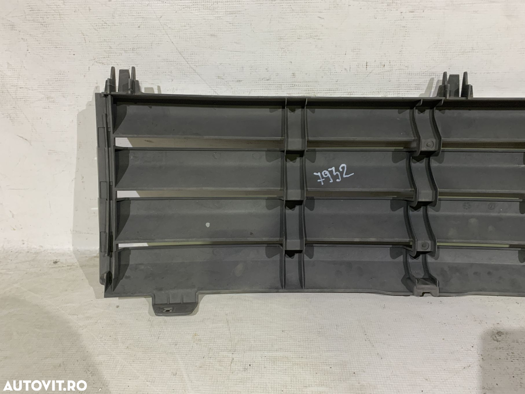 Grila radiator, Range Rover Vogue L322, 2002, 2003, 2004, 2005, cod origine OE 51137009910. - 4