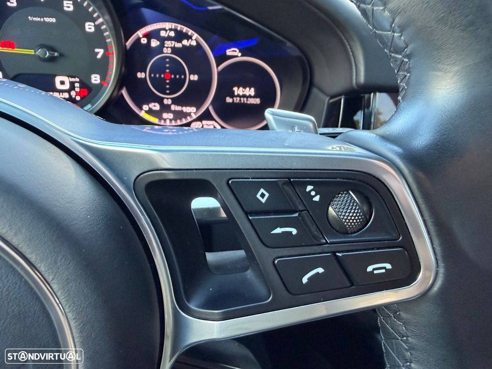 Porsche Cayenne Coupé E-Hybrid Platinum Edition - 47