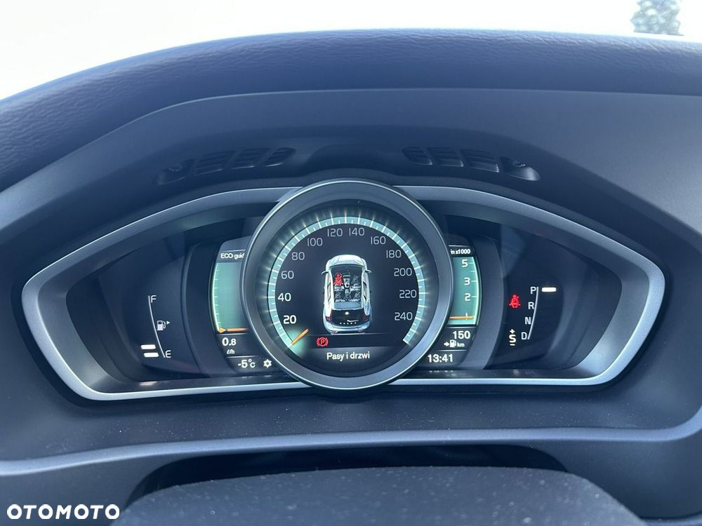 Volvo V40 - 20