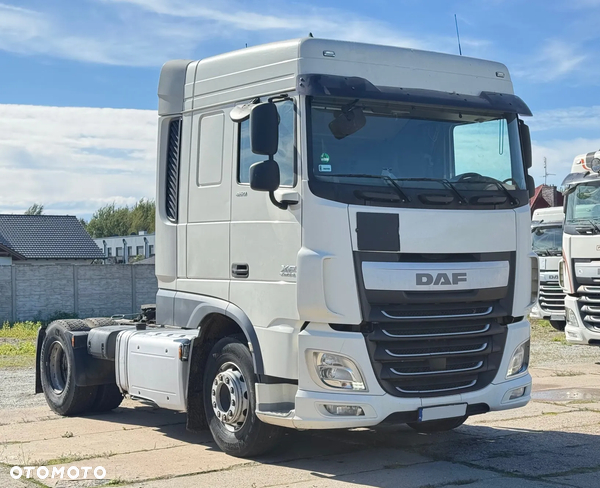 DAF XF 106.460 Space Cab Euro 6 Standard Hydraulika