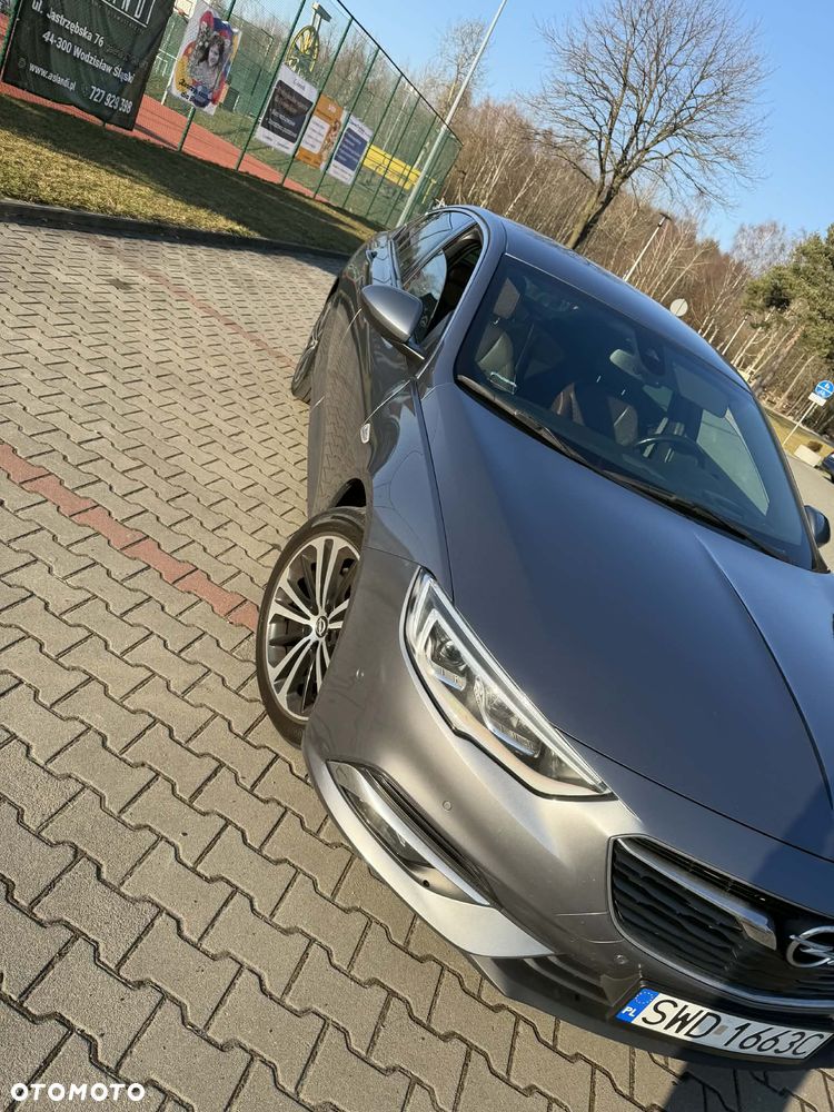 Opel Insignia 2.0 T 4x4 Exclusive S&S - 2