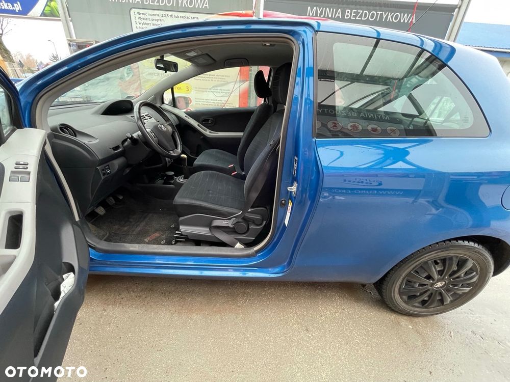 Toyota Yaris 1.0 Luna - 5