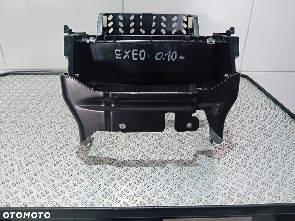 ramka radia stelaż radia Seat Exeo 2010 3R0858005A - 1