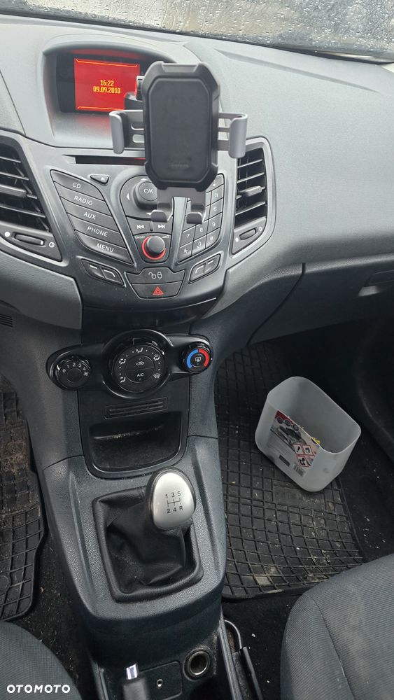 Ford Fiesta 1.4 TDCi Ambiente - 16