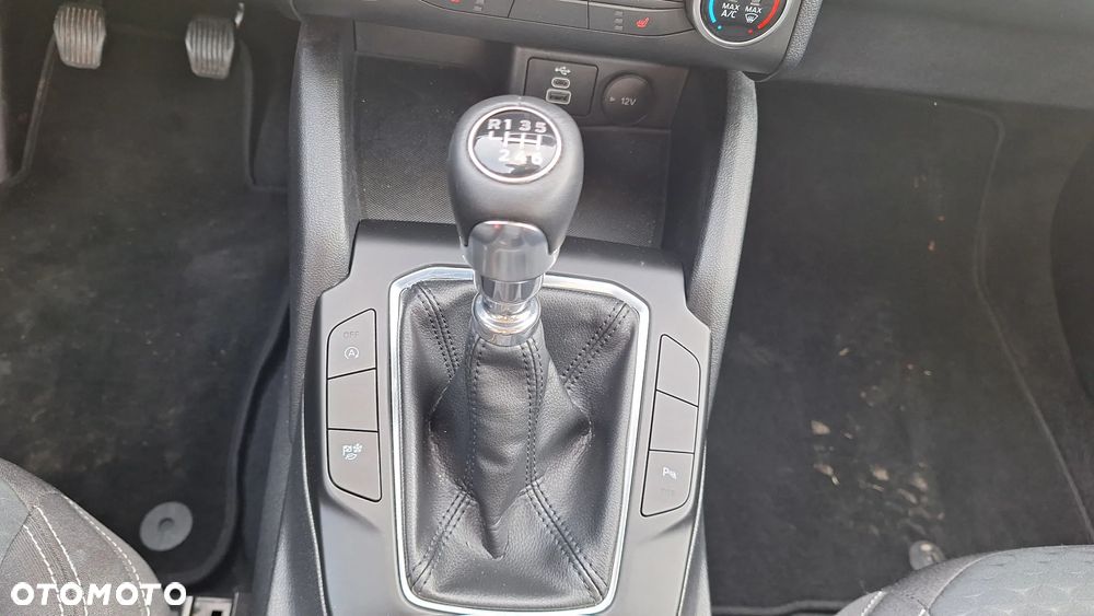 Ford Kuga - 11