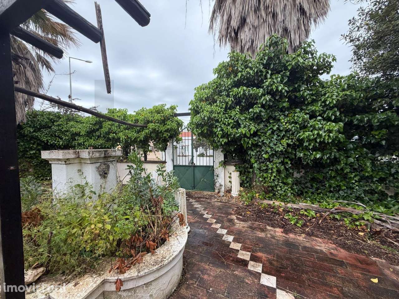 Oportunidade única - Imóvel para reabilitação com elevada Visibilidade - Grande imagem: 5/6