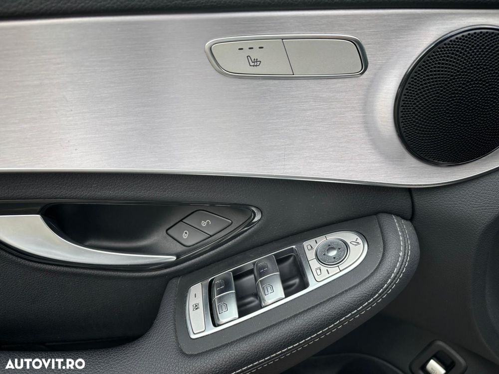 Mercedes-Benz C - 19