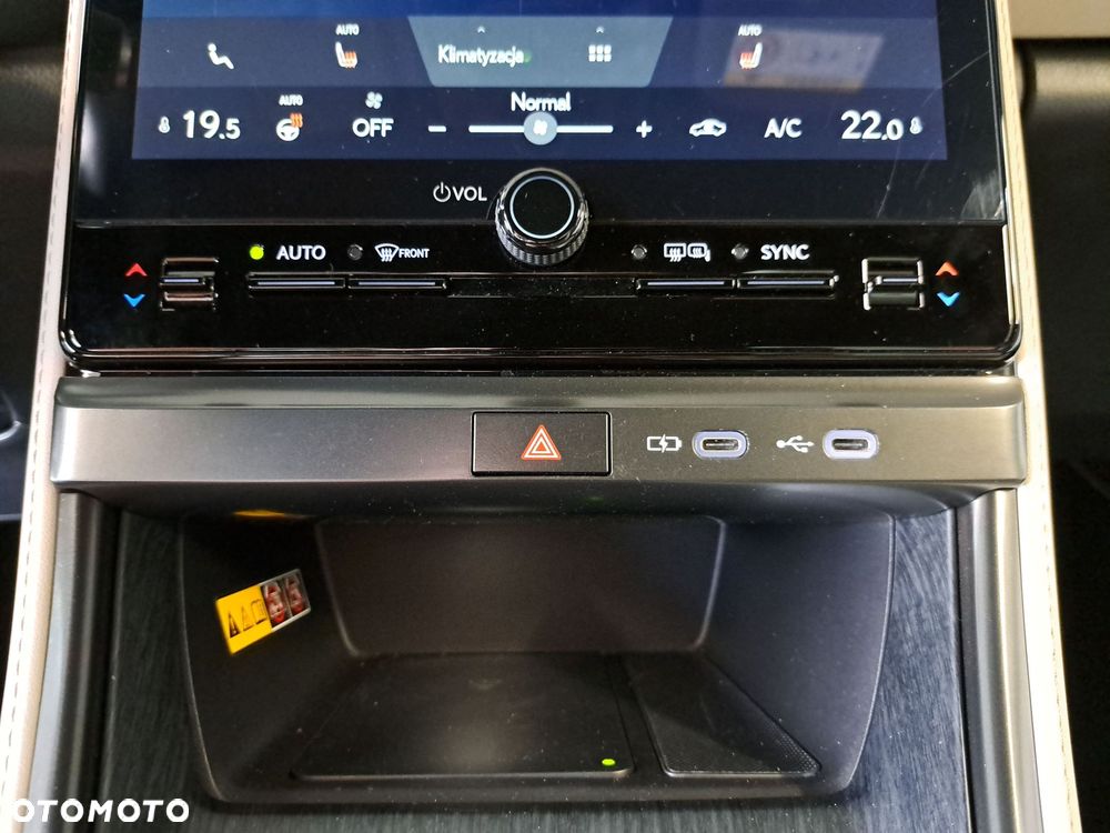 Lexus LBX 1.5 Hybrid Elegant - 26