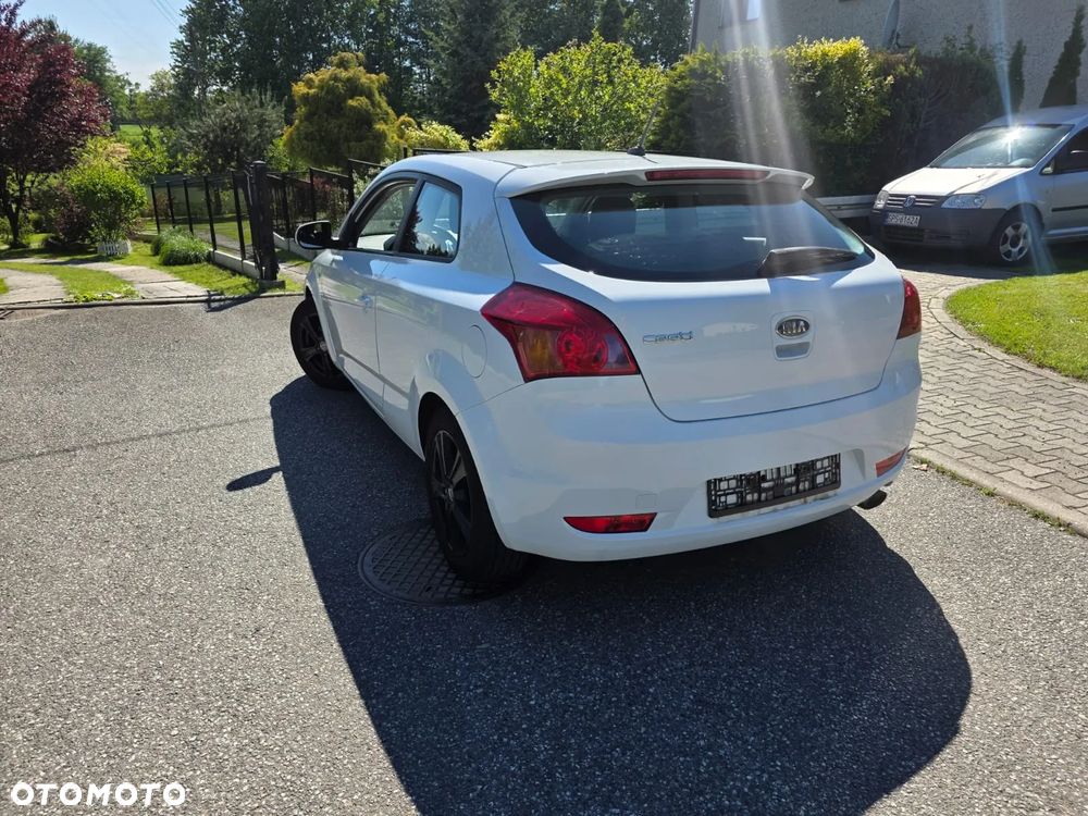 Kia ProCeed 1.6 CVVT LX - 36