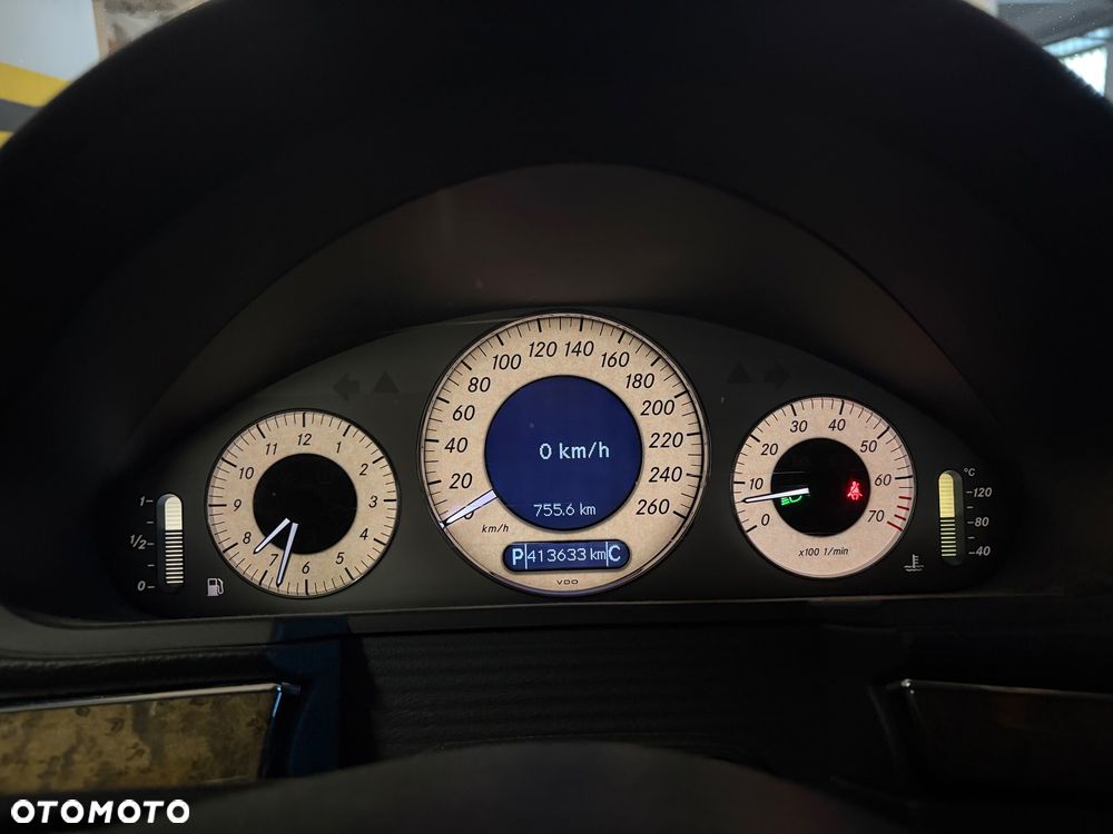 Mercedes-Benz Klasa E 500 Avantgarde - 28