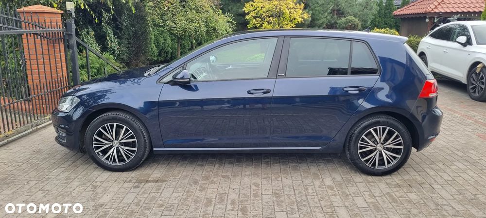 Volkswagen Golf 1.4 TSI BlueMotion Technology Allstar - 4