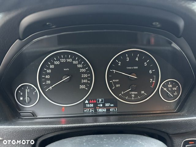 BMW Seria 3 318i GPF Advantage - 11