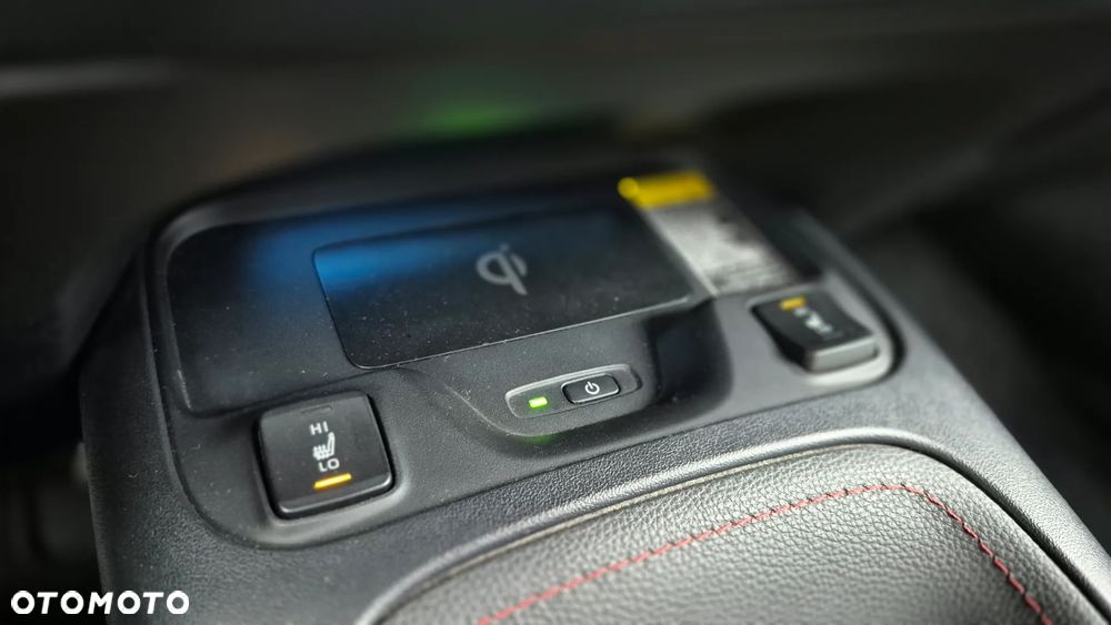 Toyota Corolla 1.8 Hybrid Selection - 13