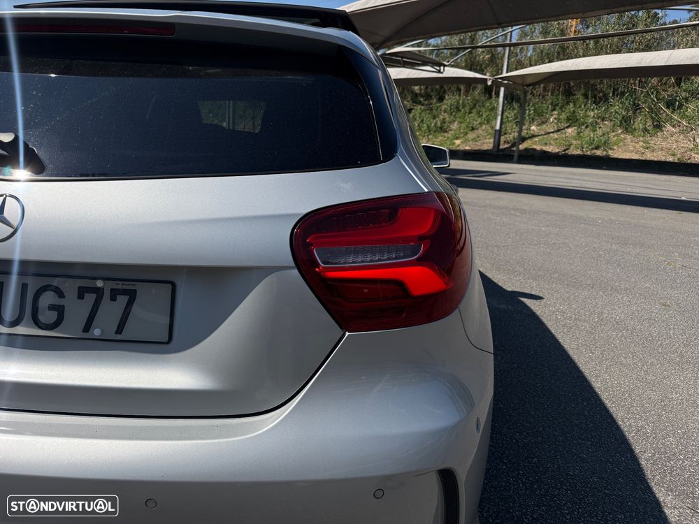 Mercedes-Benz A 180 d AMG Line - 17