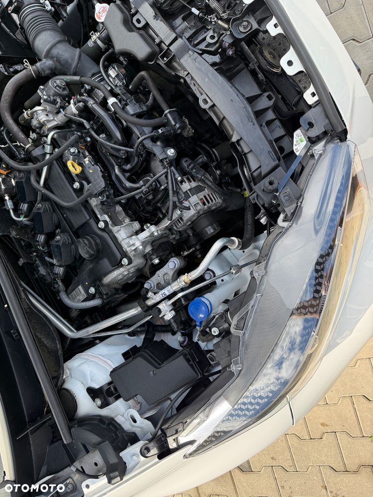 Toyota Yaris 1.5 Comfort - 25