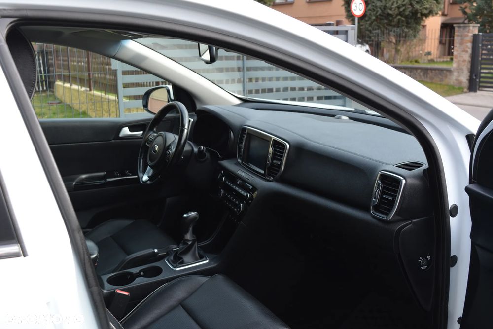 Kia Sportage - 10