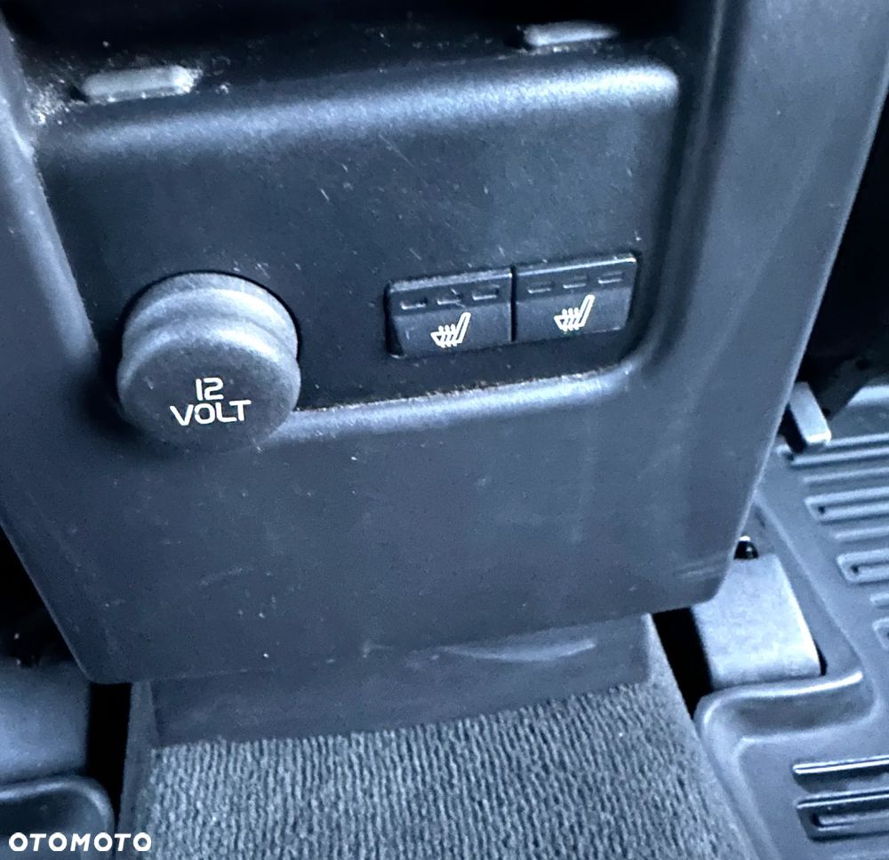 Volvo XC 60 D5 AWD Momentum - 21