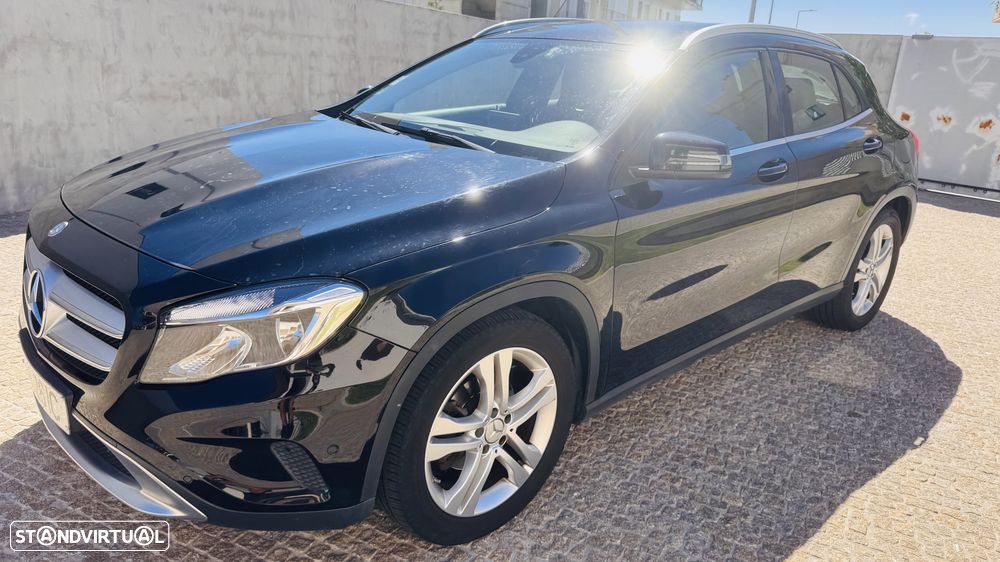Mercedes-Benz GLA 180 (CDI) d Urban - 2