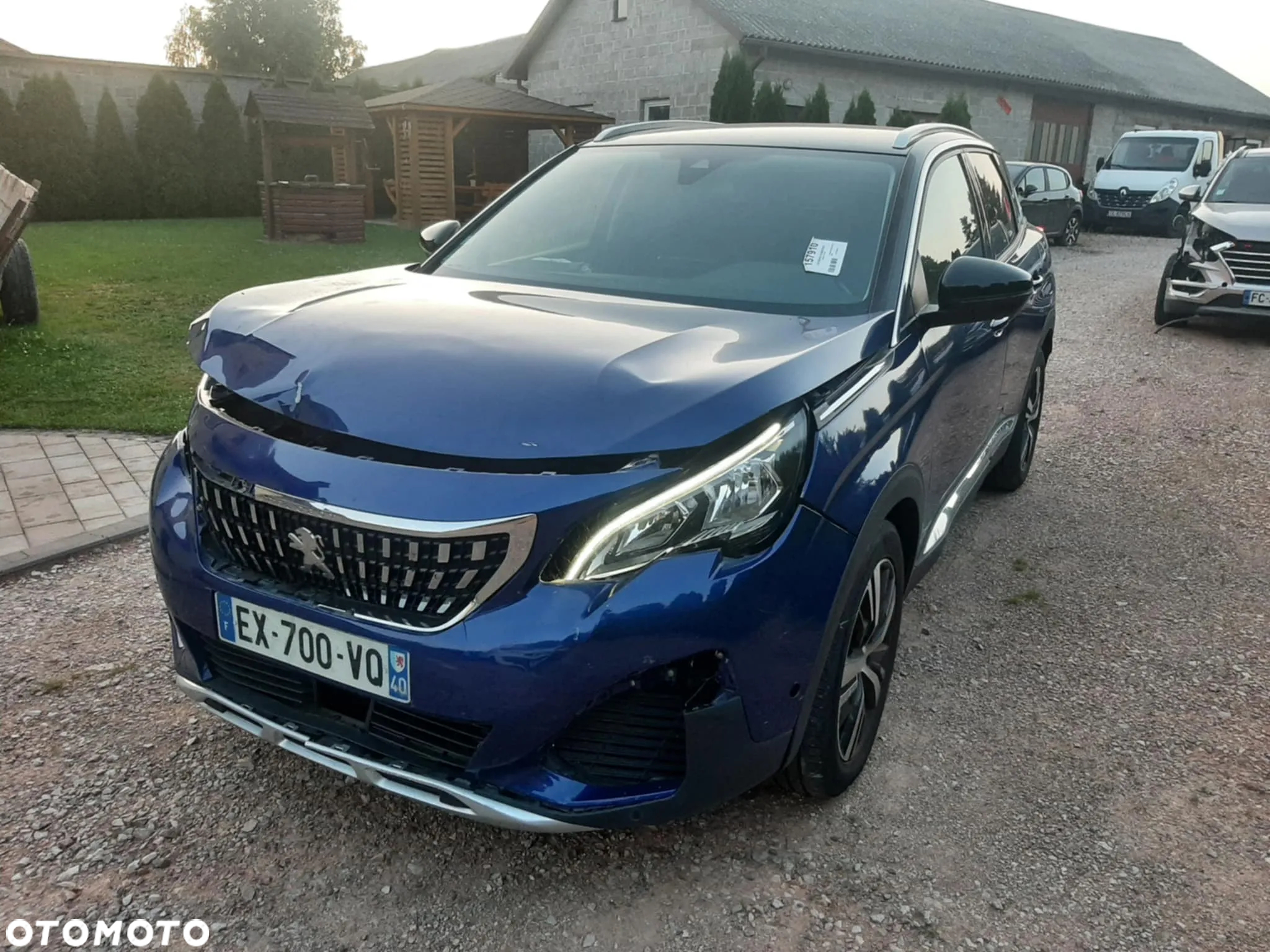 Peugeot 3008 1.2 PureTech Allure S&S - 2