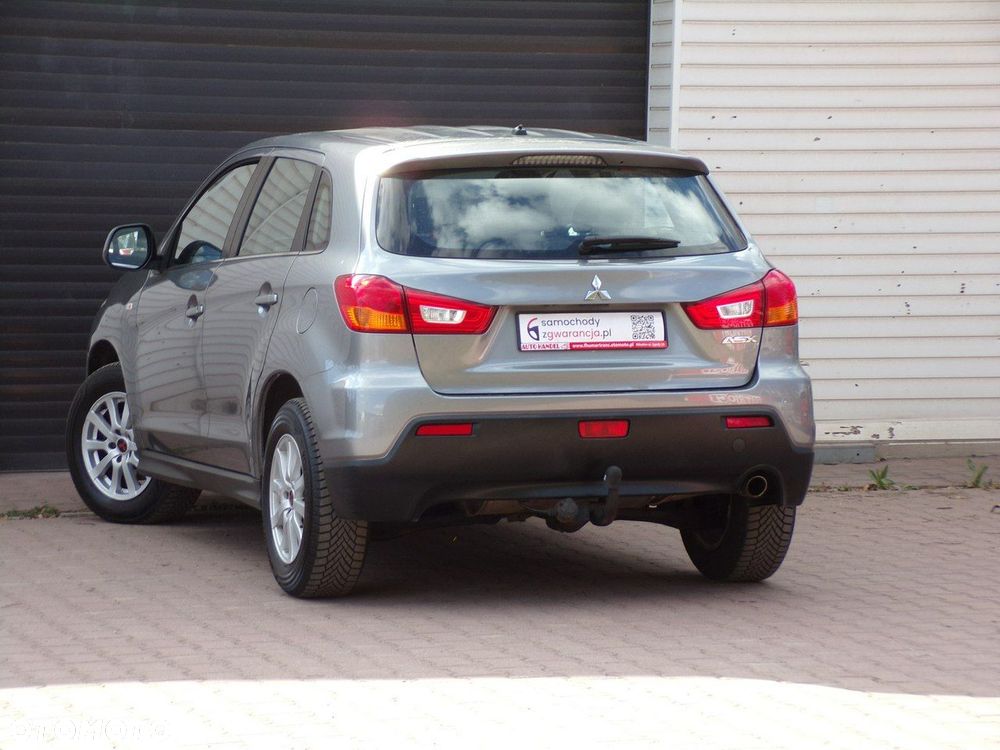 Mitsubishi ASX - 16
