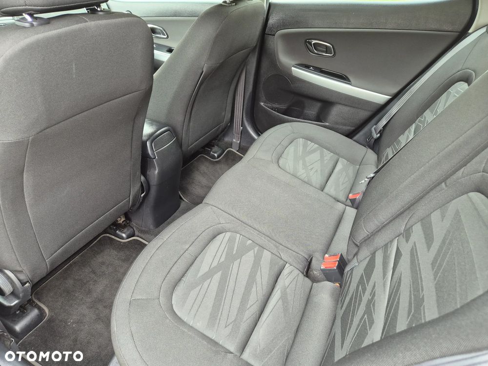 Kia Ceed 1.4 CVVT Fifa World Cup Edition - 20