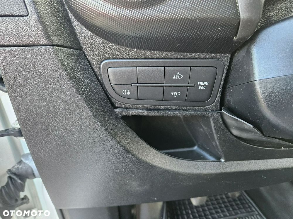 Citroën Nemo - 12